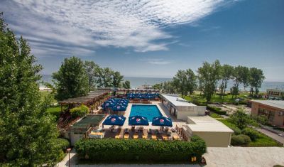 Imagine pentru Hotel Central 3* valabile pentru Litoral 2023
