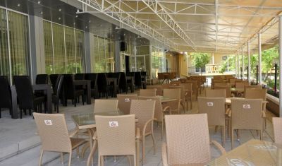 Imagine pentru Hotel Central 3* valabile pentru Litoral 2023