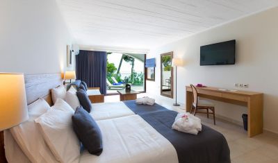 Imagine pentru Hotel Corfu Holiday Palace 5* valabile pentru Litoral 2023
