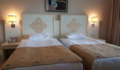 Imagine pentru Hotel Crystal Admiral Resort Suites & Spa 5* valabile pentru Litoral 2023