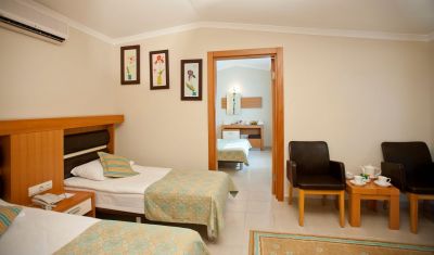 Imagine pentru Hotel Crystal Flora Beach Resort 5* valabile pentru Litoral 2023