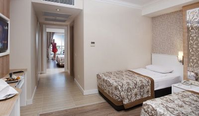 Imagine pentru Hotel Crystal Sunset Luxury Resort & Spa 5* valabile pentru Litoral 2023