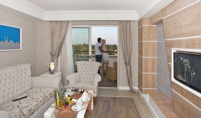 Imagine pentru Hotel Crystal Sunset Luxury Resort & Spa 5* valabile pentru Litoral 2023