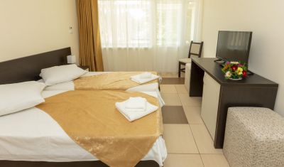 Imagine pentru Hotel Dacia Neptun 2* valabile pentru Litoral 2023