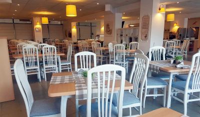 Imagine pentru Hotel Delfin 3* valabile pentru Litoral 2023