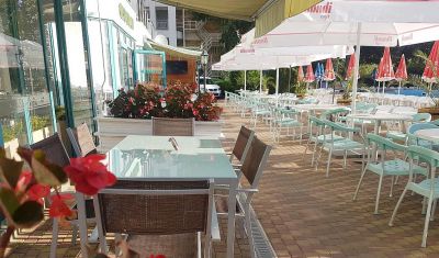 Imagine pentru Hotel Delfin 3* valabile pentru Litoral 2023
