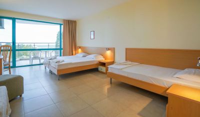 Imagine pentru Hotel Delfin 3* valabile pentru Litoral 2023