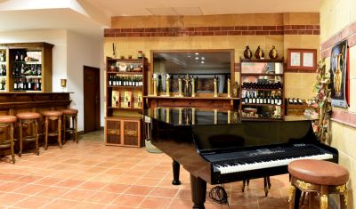 Imagine pentru Hotel Estreya Palace & Residence 4* valabile pentru Litoral 2023