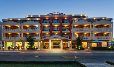 Imagine pentru Hotel Forum 4*  valabile pentru Litoral 2023