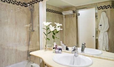Imagine pentru Hotel H10 Conquistador 4* valabile pentru Litoral 2023