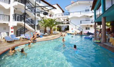 Imagine pentru Hotel Hanioti Grand Victoria 3* valabile pentru Litoral 2023