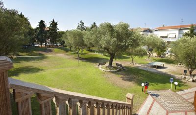 Imagine pentru Hotel Hanioti Grand Victoria 3* valabile pentru Litoral 2023