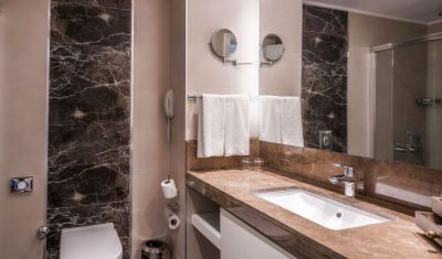 Imagine pentru Hotel Haydarpasha Palace 5* valabile pentru Litoral 2023