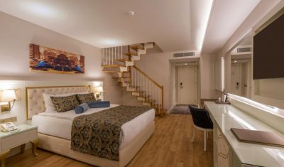 Imagine pentru Hotel Haydarpasha Palace 5* valabile pentru Litoral 2023