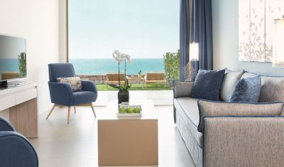 Imagine pentru Hotel Ikos Oceania 5* valabile pentru Litoral 2023