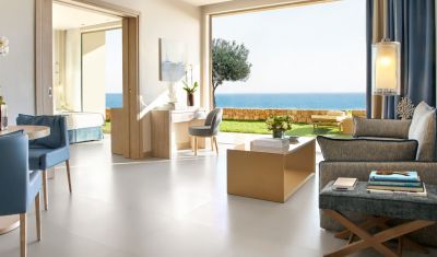 Imagine pentru Hotel Ikos Oceania 5* valabile pentru Litoral 2023