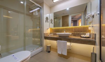 Imagine pentru Hotel Kirman Hotels Belazur Resort & Spa 5* valabile pentru Litoral 2023