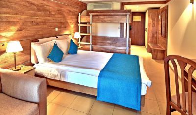 Imagine pentru Hotel Les Magnolias 3* valabile pentru Litoral 2023