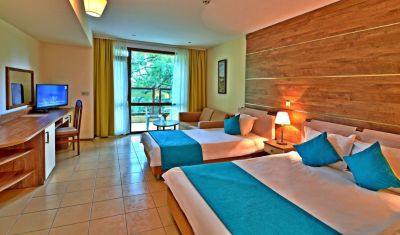 Imagine pentru Hotel Les Magnolias 3* valabile pentru Litoral 2023