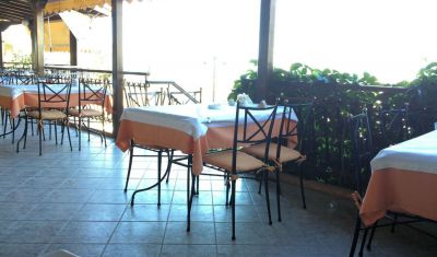 Imagine pentru Hotel Makendos 3* valabile pentru Litoral 2023