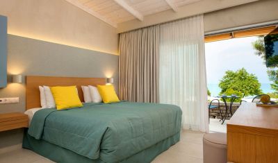 Imagine pentru Hotel Makryammos Bungalows 4*   valabile pentru Litoral 2023