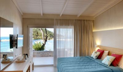 Imagine pentru Hotel Makryammos Bungalows 4*   valabile pentru Litoral 2023