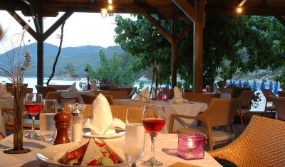 Imagine pentru Hotel Makryammos Bungalows 4*   valabile pentru Litoral 2023