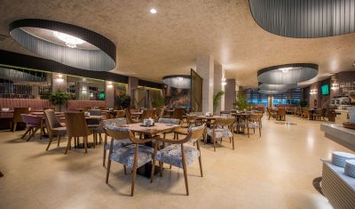 Imagine pentru Hotel Malibu 4* valabile pentru Litoral 2023