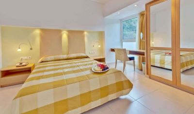 Imagine pentru Hotel Mendi 4* valabile pentru Litoral 2023