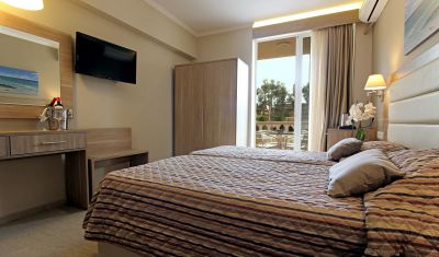 Imagine pentru Hotel Messonghi Beach 4* valabile pentru Litoral 2023