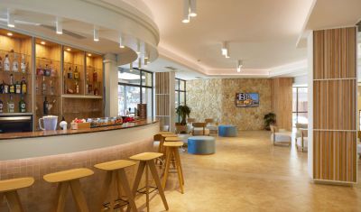 Imagine pentru Hotel Nobel 5* valabile pentru Litoral 2023