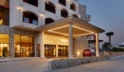 Imagine pentru Hotel Nobel 5* valabile pentru Litoral 2023