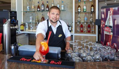 Imagine pentru Hotel Nobel 5* valabile pentru Litoral 2023