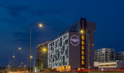 Imagine pentru Hotel Nyota & Conference Center 4* valabile pentru Litoral 2023