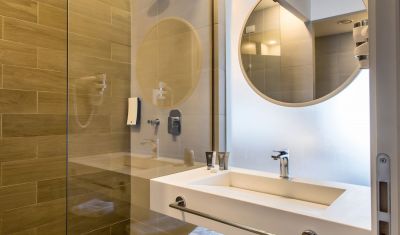 Imagine pentru Hotel Nyota & Conference Center 4* valabile pentru Litoral 2023