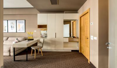 Imagine pentru Hotel Nyota & Conference Center 4* valabile pentru Litoral 2023