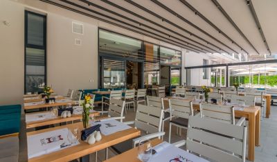 Imagine pentru Hotel Nyota & Conference Center 4* valabile pentru Litoral 2023