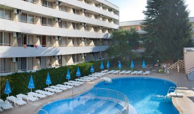 Imagine pentru Hotel Oasis 2*  valabile pentru Litoral 2023
