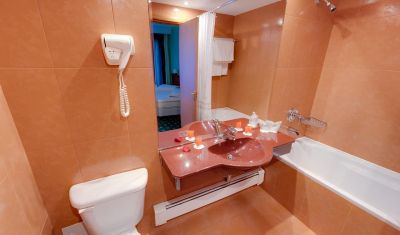 Imagine pentru Hotel Palas Pelican Mamaia 4* valabile pentru Litoral 2023