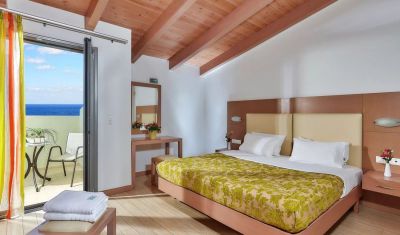 Imagine pentru Hotel Panormo Beach 3* valabile pentru Litoral 2023