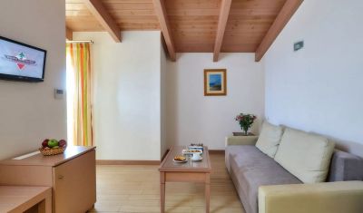 Imagine pentru Hotel Panormo Beach 3* valabile pentru Litoral 2023