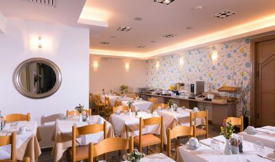 Imagine pentru Hotel Panormo Beach 3* valabile pentru Litoral 2023