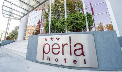 Imagine pentru Hotel Perla 3* valabile pentru Litoral 2023