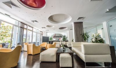 Imagine pentru Hotel Perla 3* valabile pentru Litoral 2023