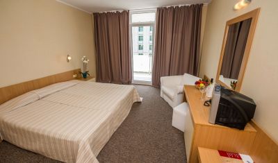 Imagine pentru Hotel Perla 3* valabile pentru Litoral 2023