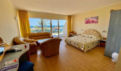Imagine pentru Hotel Perla 3*  valabile pentru Litoral 2023