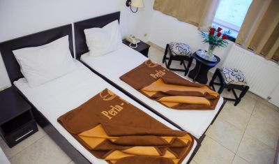 Imagine pentru Hotel Perla Mamaia 2* valabile pentru Litoral 2023