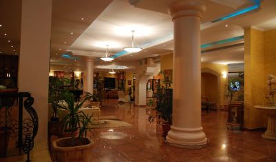 Imagine pentru Hotel Perla Mamaia 2* valabile pentru Litoral 2023