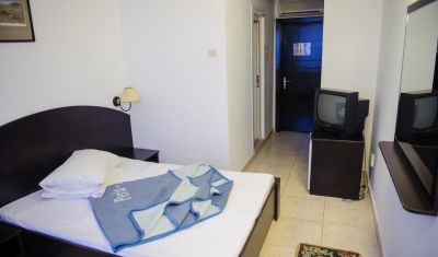 Imagine pentru Hotel Perla Mamaia 2* valabile pentru Litoral 2023