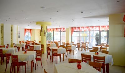 Imagine pentru Hotel Perunika 3* valabile pentru Litoral 2023